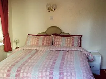 Longford Lodge Guest House Gloucester